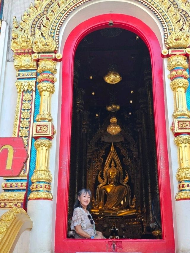 วัดพระศรีรัตนมหาธาตุวรมหาวิหาร (วัดใหญ่)