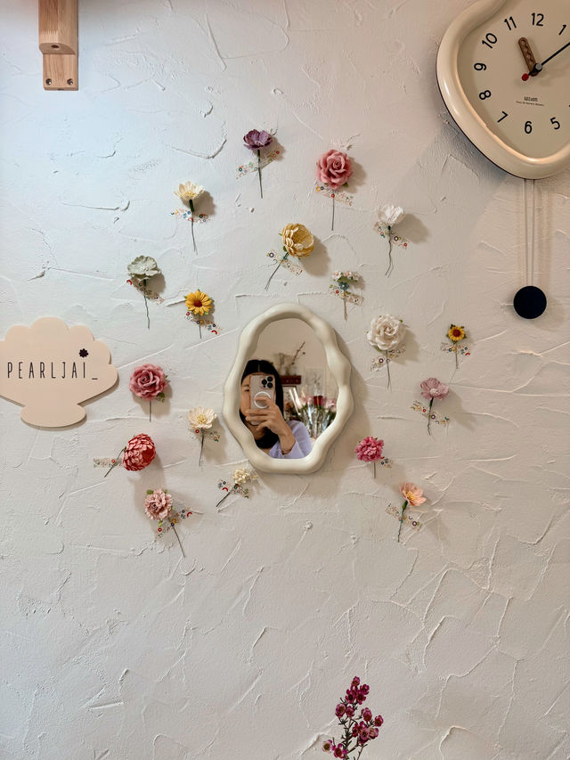 ร้านดอกไม้และคาเฟ่ย่านเมืองชลบุรี
