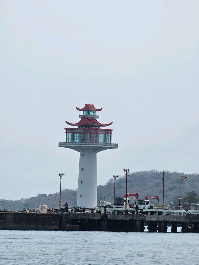 ช่องเขาขาด เกาะสีชัง