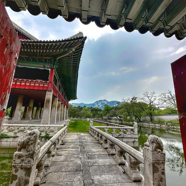 Timeless Elegance: A Day at Gyeongbokgung Palace