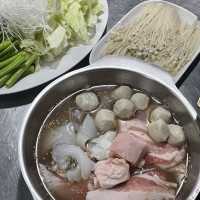 เจ๊เฮี้ยงหมูกระทะ พนมสารคาม