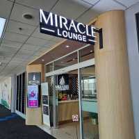 อิ่มท้องก่อนบิน ที่ Miracle Lounge Don Mueang