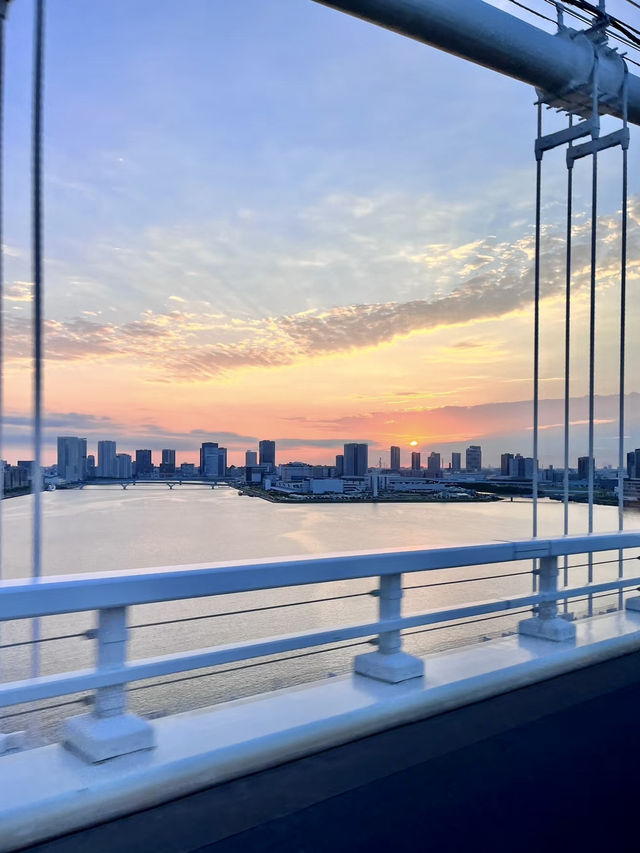 都市夜幕下的閃耀詩篇