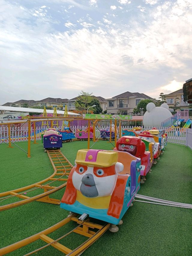 江門名冠金凱悅酒店 - 熊貓親子營地樂園