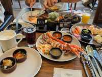 ตะลุยกินหรู! บุฟเฟต์มื้อกลางวันที่ Regent Taipei