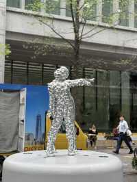 Spring Stroll on Marunouchi Naka-Dori Ave