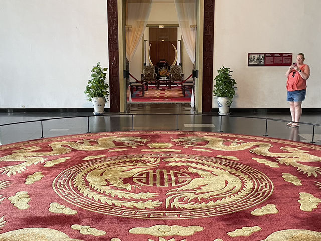 集東方智慧與西方建築於一身：胡志明市前南越總統府一遊