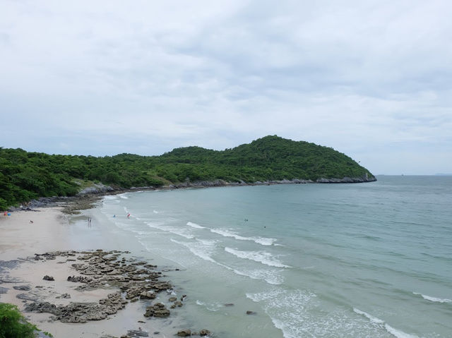 ร้อนนักไปพักร้อนที่ เกาะสีชัง 🏝️