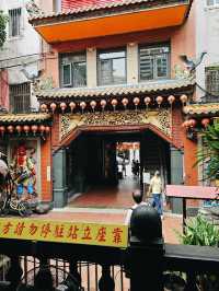 Explore Tianhou Temple taipei