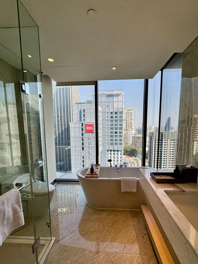 曼谷天空風景酒店-至尊行政房，打咭浴缸，景觀開揚，寬敞舒適