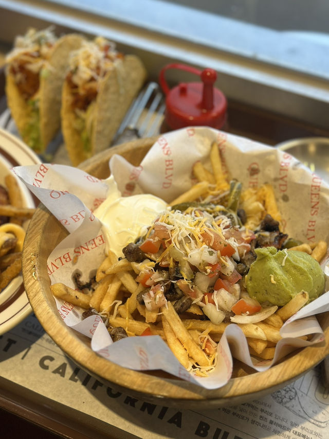 미국 서부 분위기의 🌮인테리어에서 즐기는 멕시칸 강남구 맛집투어 가이드💛