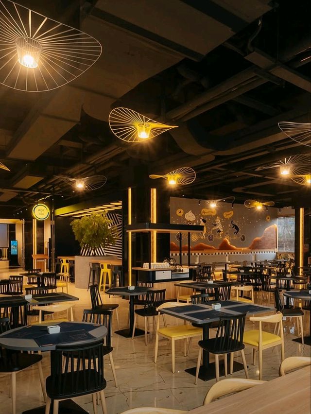🗺️ Beyond the Ferry: Discover the Colorful Charms of Batam City! 🌆✨
