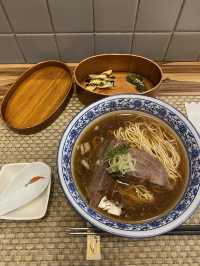 《江牛樓》—讓人一口驚艷的日式牛肉麵體驗