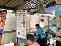 ก๋วยเตี๋ยวเนื้อนายดำ – ตำนานกว่า 40 ปี