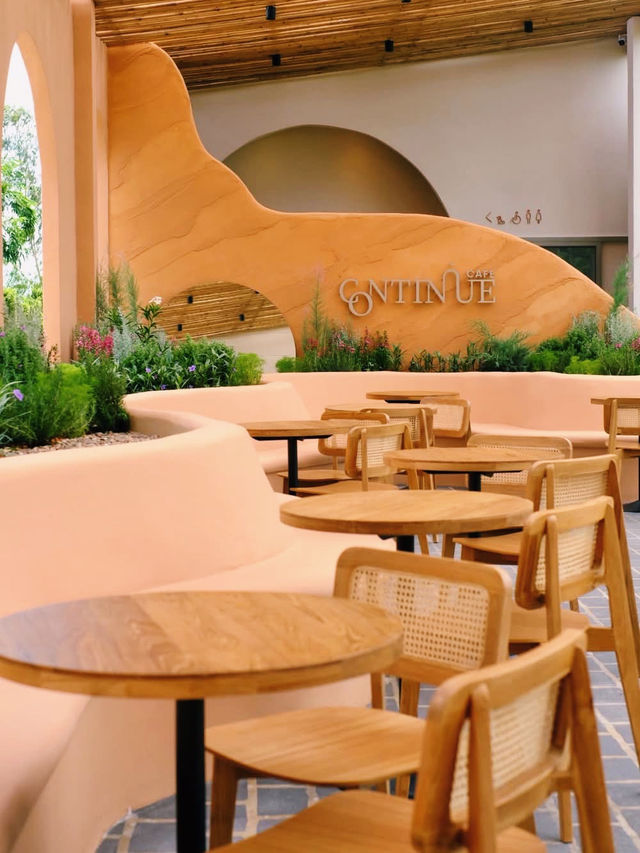 ร้าน Continue Cafe - คาเฟ่สไตล์มินิมอล สามโคก