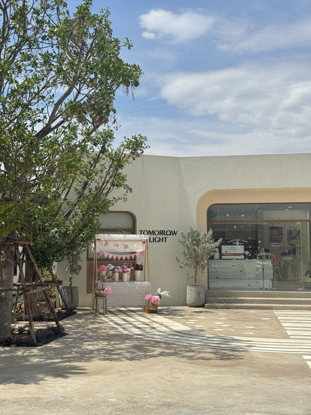 Tomorrow Light Cafe ☕️ 
