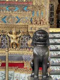 วัดพระศรีรัตนศาสดาราม วัดคู่บ้านคู่เมืองของแผ่นดิน