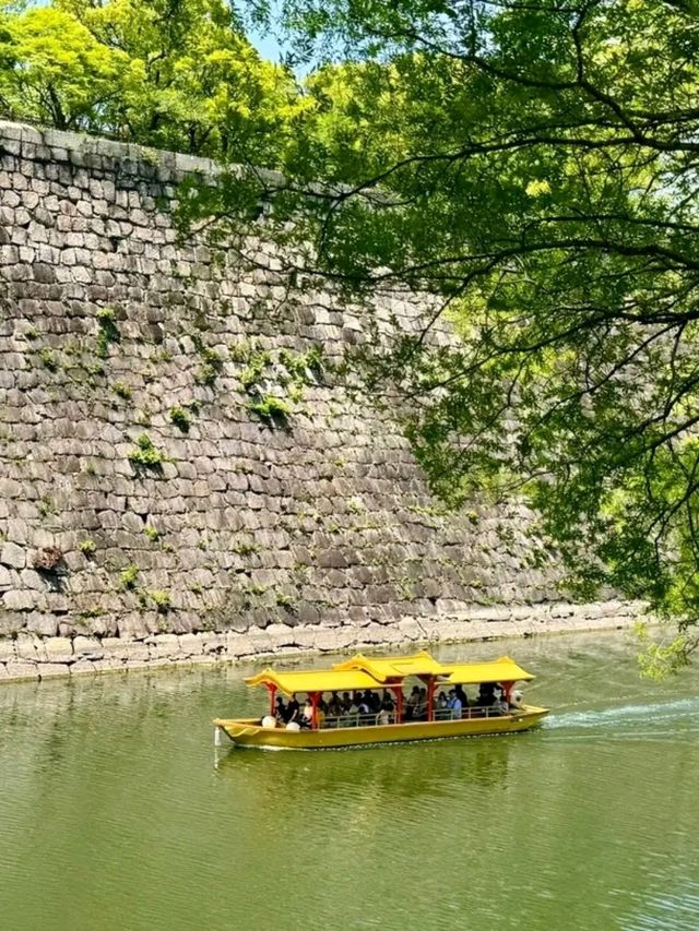 Osaka Castle Park – A Fusion of History, Beauty, and Serenity