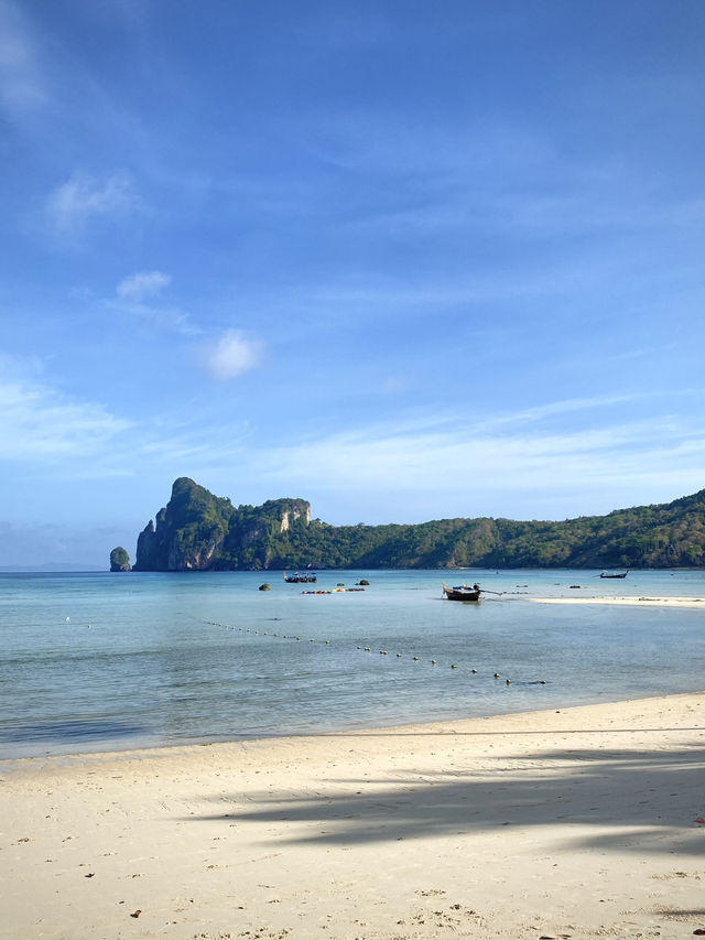 รีสอร์ทเกาะพีพี วิวสวย ติดหาด