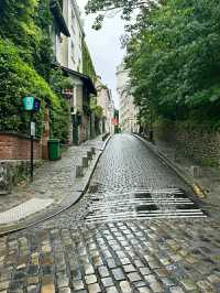 Montmartre – Cobblestone Streets & Bohemian Magic