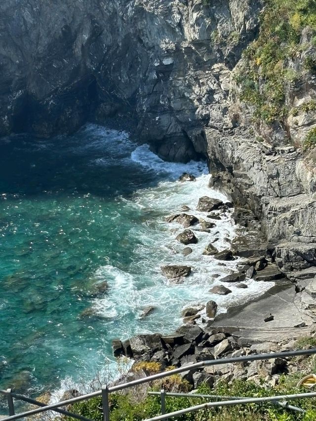 Cinque Terre: Five Villages, One Endless Dream