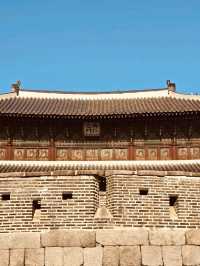 Heunginjimun: A Majestic Gateway Connecting Seoul's Past and Present