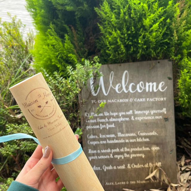 📍Perth | Tried an Apple Strudel Longer Than My Arm!? 😱🍎🥧