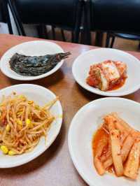 東大門🇰🇷の焼き魚横丁〝三千浦チッ〟で1人朝ごはん🤤⟡.·