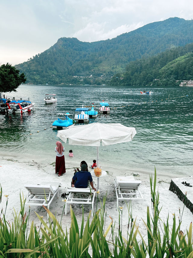 Khas Parapat Hotel: My Dream Summer Escape by Danau Toba