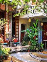 🧘‍♀️🌺 Tranquility in the City: Ariyasomvilla – Bangkok’s Boutique Sanctuary 🌺🧘‍♂️