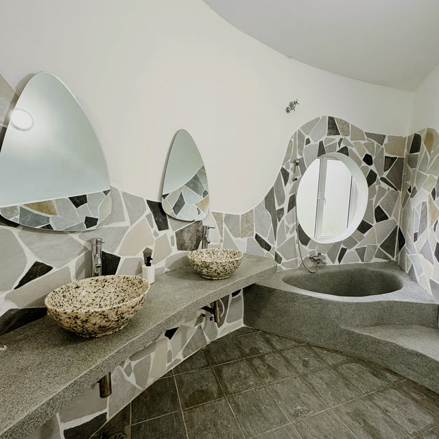 A Serene Sanctuary Amid Nature’s Embrace