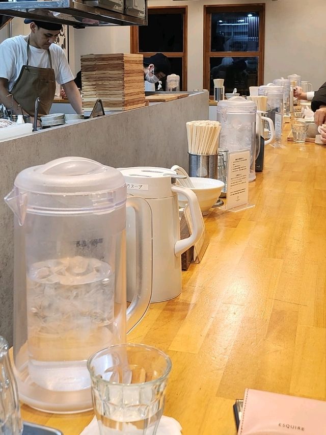 "이케부쿠로 MENYA NAKAGAWA – 진한 닭해물 츠케멘 맛집 추천