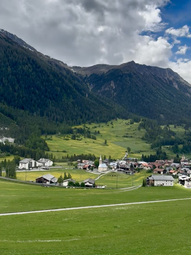 Preda: A Tiny Alpine Stop with Grand Scenery