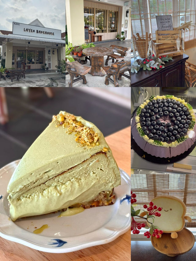 Skudai Café Hopping with Cheesecake, Capybaras & Fairytale Vibes