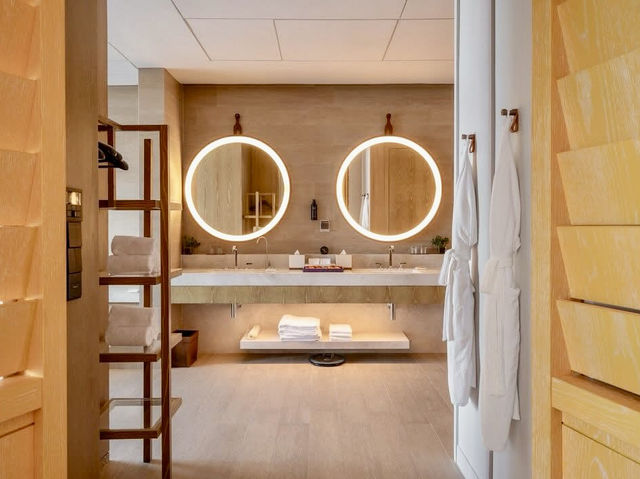Andaz Singapore, by Hyatt