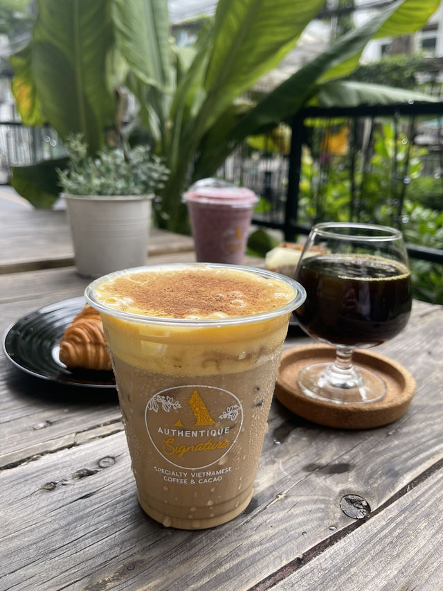 Authentique Vietnamese Specialty Coffee📍Silom
