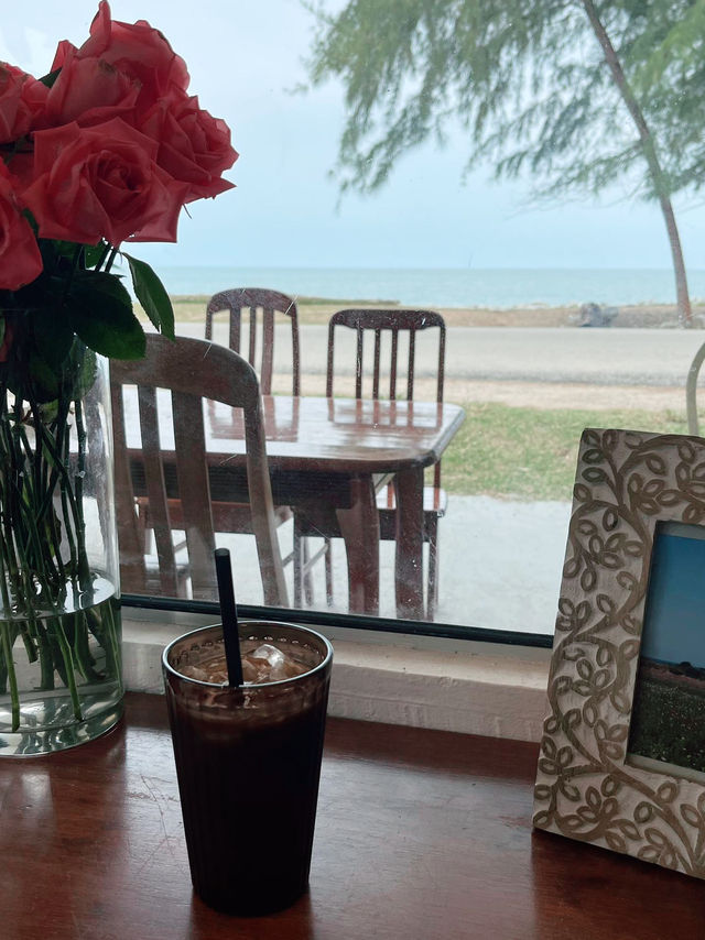 Chococake & Beach Breeze — A Love Story with No Willpower 🏖️  