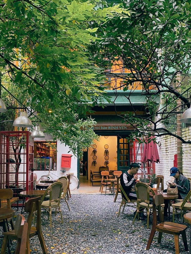 Tiny Post Cafe