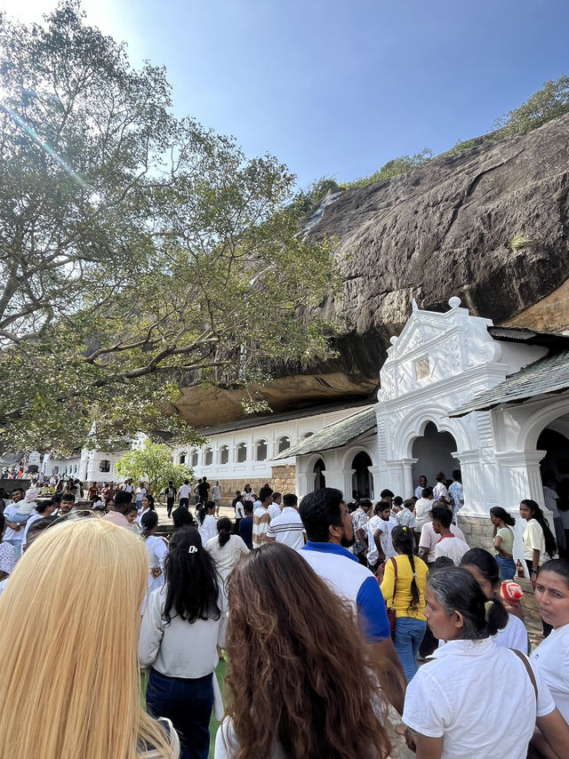 🏞️🇱🇰 Sigiriya + Dambulla Day Trip – Sri Lanka’s Ancient Wonders in One Day