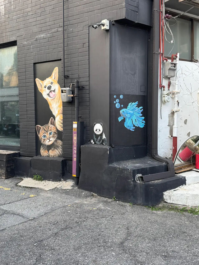 Ihwa-dong Mural Village: Seoul’s Stairway to Art