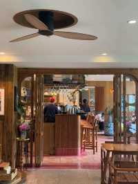 Clam Kraam Cafe' Sukhumvit 27