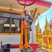 กราบสักการะพระพุทธนิมิตและหลวงพ่อเทพมงคล