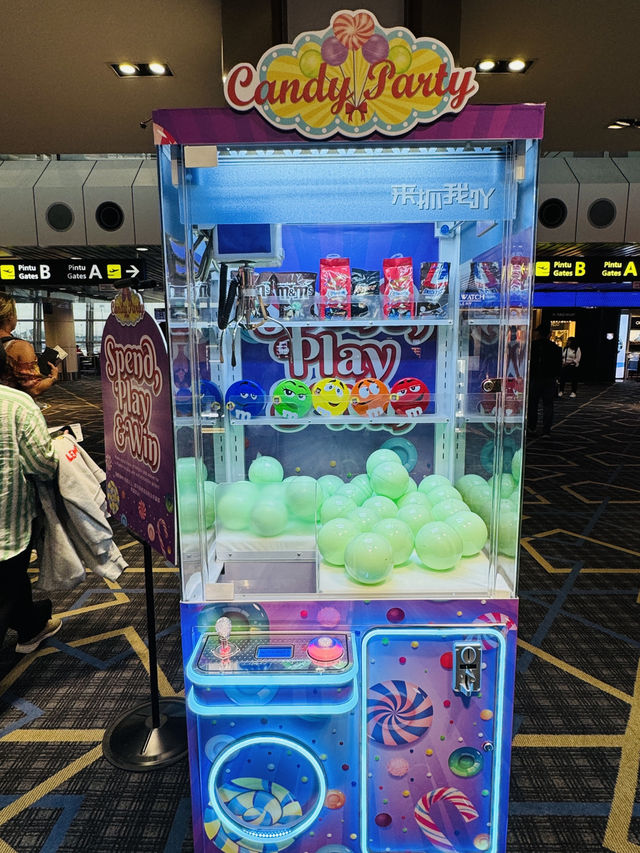 KLIA 1’s Hidden Fun: Candy Games & Pop-Ups
