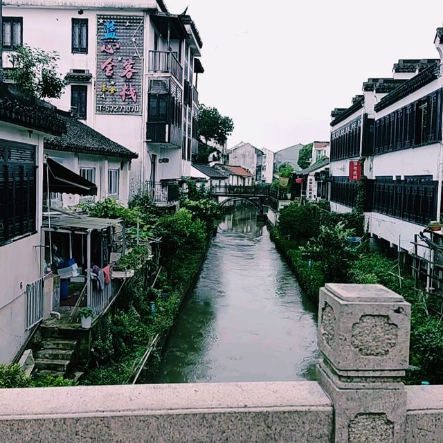 上海著名景點金山嘴漁村旅行遊玩攻略，適合打卡拍照📸