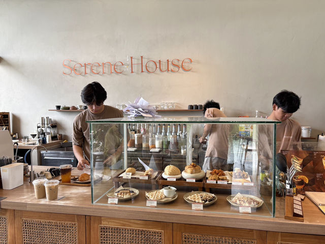 Serene House Café 🫙🫗