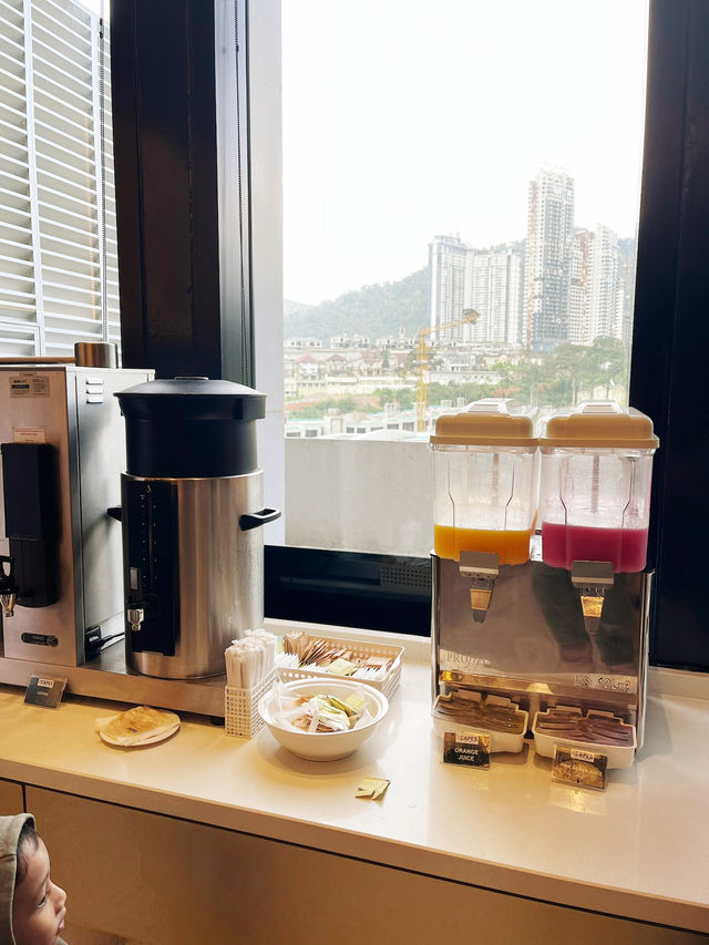 Zesty Bites & Scenic Sips at Lemon3 Café, SCAPES Hotel