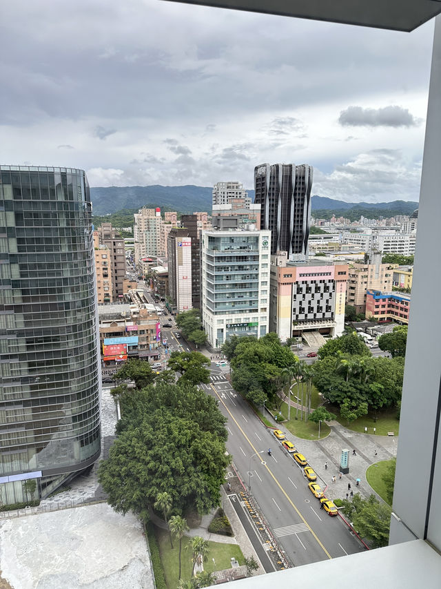 台北南港六福萬怡酒店courtyard taipei 台北南港六福萬怡酒店courtyard taipei