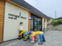 Donghae Nongoldam-gil: A Solo Traveler’s Art-Filled Coastal Stroll"** 🎨🌊