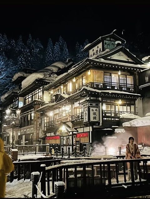 人生必去的景點-銀山溫泉