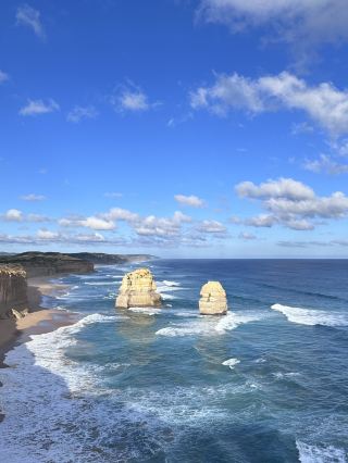 ☀️ Winter in Disguise: A Summer Day at the Twelve Apostles 🌊